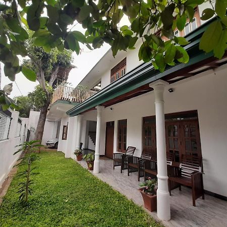 Apartamento Mangohut Joy Anuradhapura Exterior foto