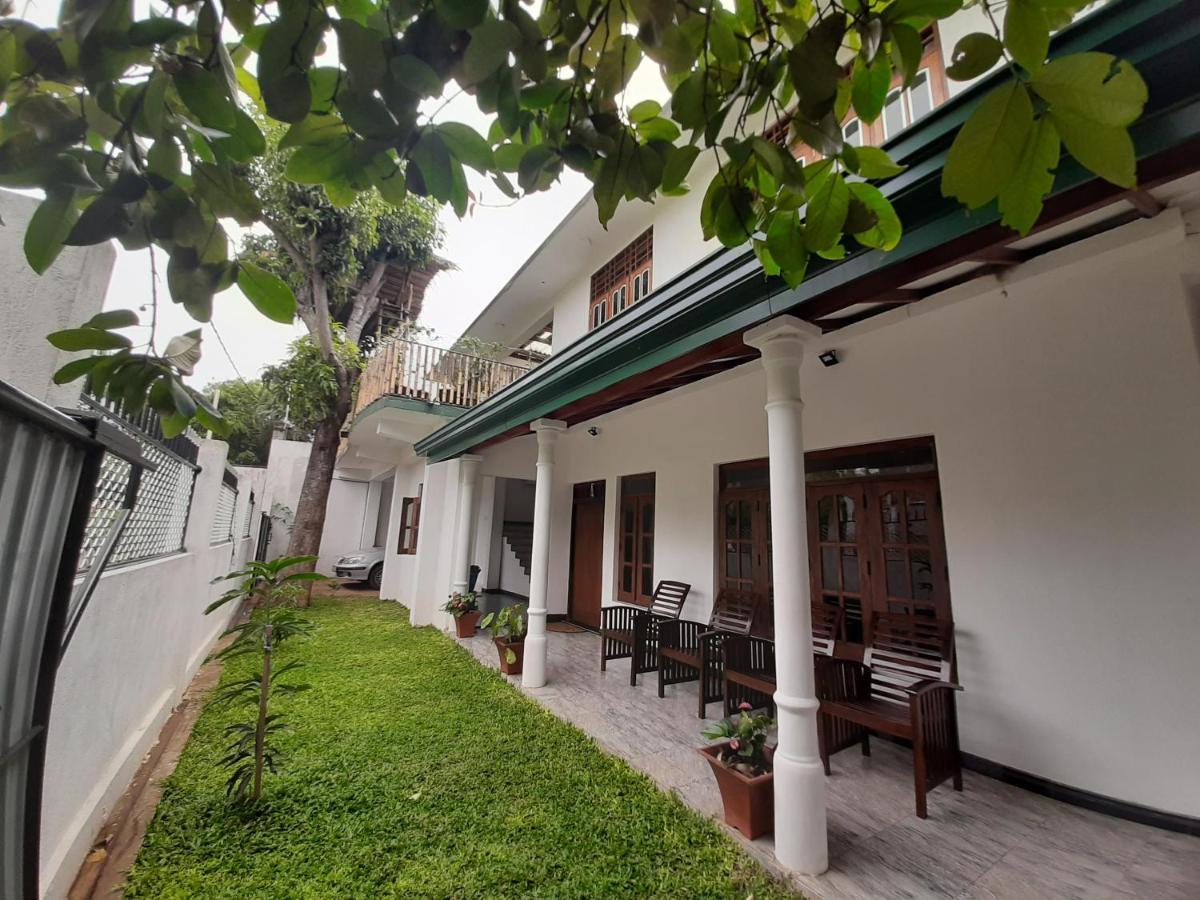 Apartamento Mangohut Joy Anuradhapura Exterior foto
