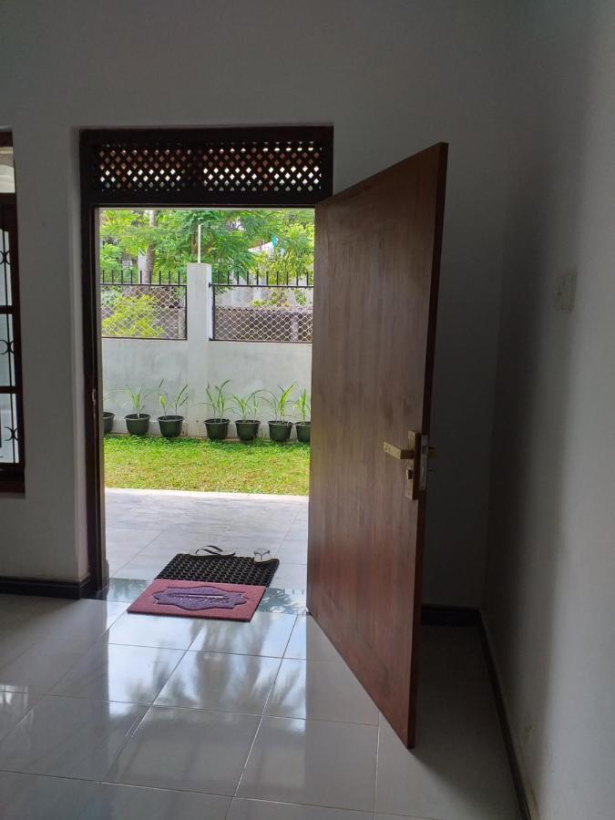 Apartamento Mangohut Joy Anuradhapura Exterior foto